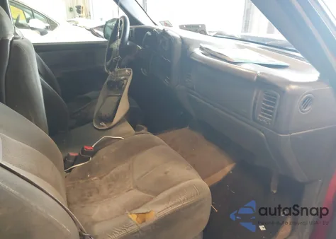 2003 Chevrolet Silverado 1500 Ls z USA, uszkodzony, nr VIN 1GCEK19T23Z351415